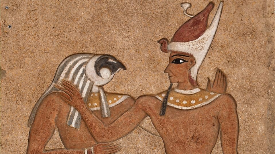 Hórusz és Széth egyiptomi falikép, ahol Hórusz a fáraó, Széth pedig a sivatag istene.