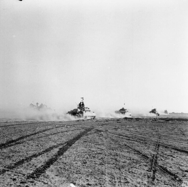 Tankok az el-alameini csata során, 1942. október 23.